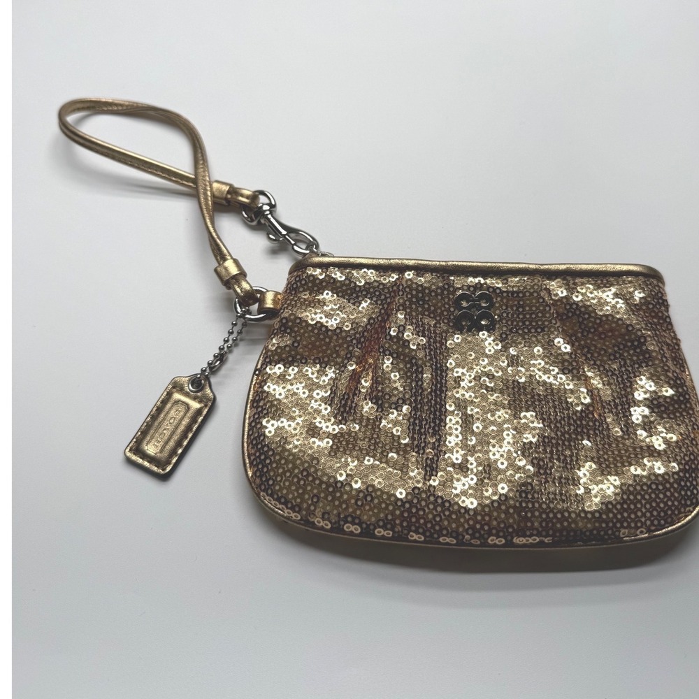 Coach 44509 Gold Sequin Special Occasion Wristlet Clutch Evening Bag